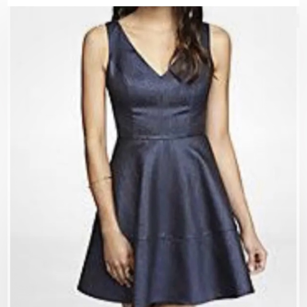 New Express Navy Blue Metallic‎ Jacquard Fit & Flare Zip Back Dress Sz 8 - Picture 2 of 5